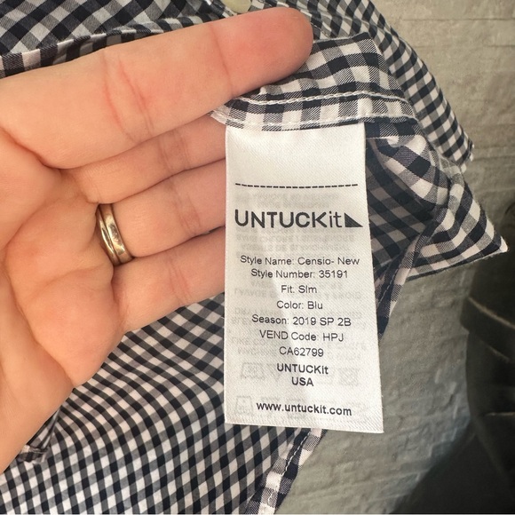 Untuckit Navy Blue Gingham Plaid Short Sleeve Slim Fit Button Down Size S - Picture 4 of 7